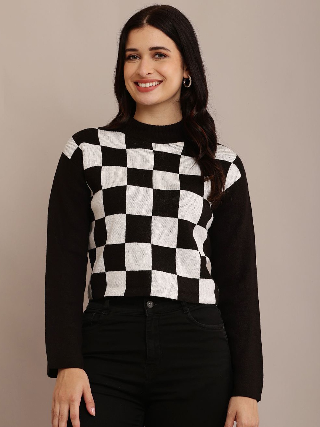 

NoBarr Women Checked Pullover, Black