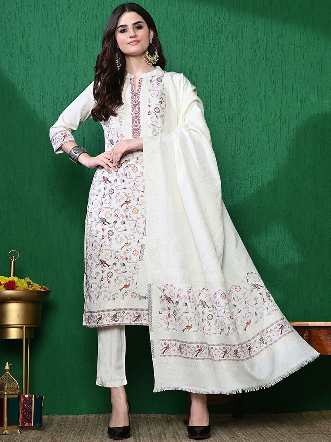 

Sangria Floral Woven Design Winter Pashmina Kurta & Trouser With Dupatta, White