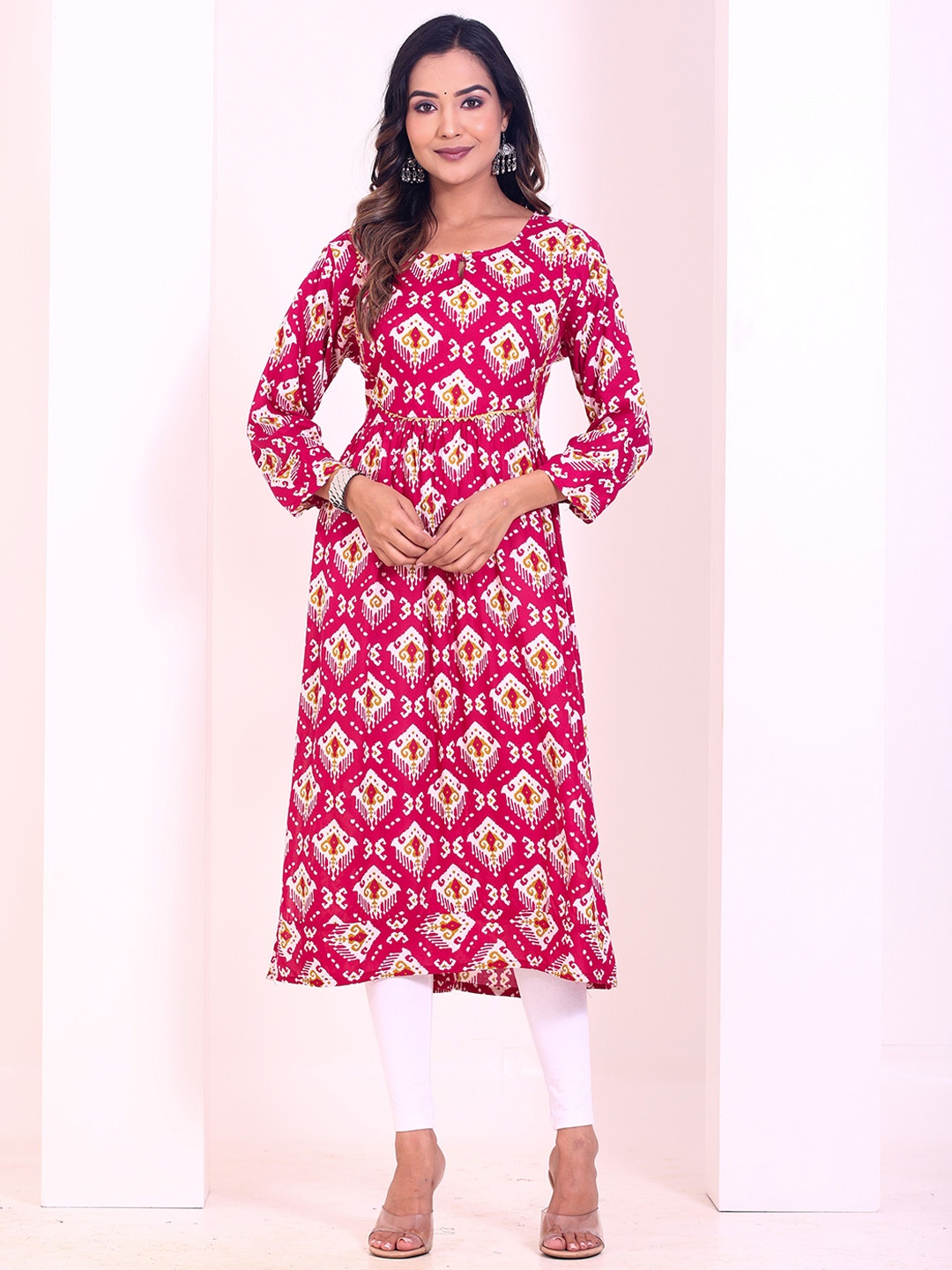 

Smartyhub Ethnic Motifs Printed Keyhole Neck Gotta Patti Naira Straight Kurta, Maroon