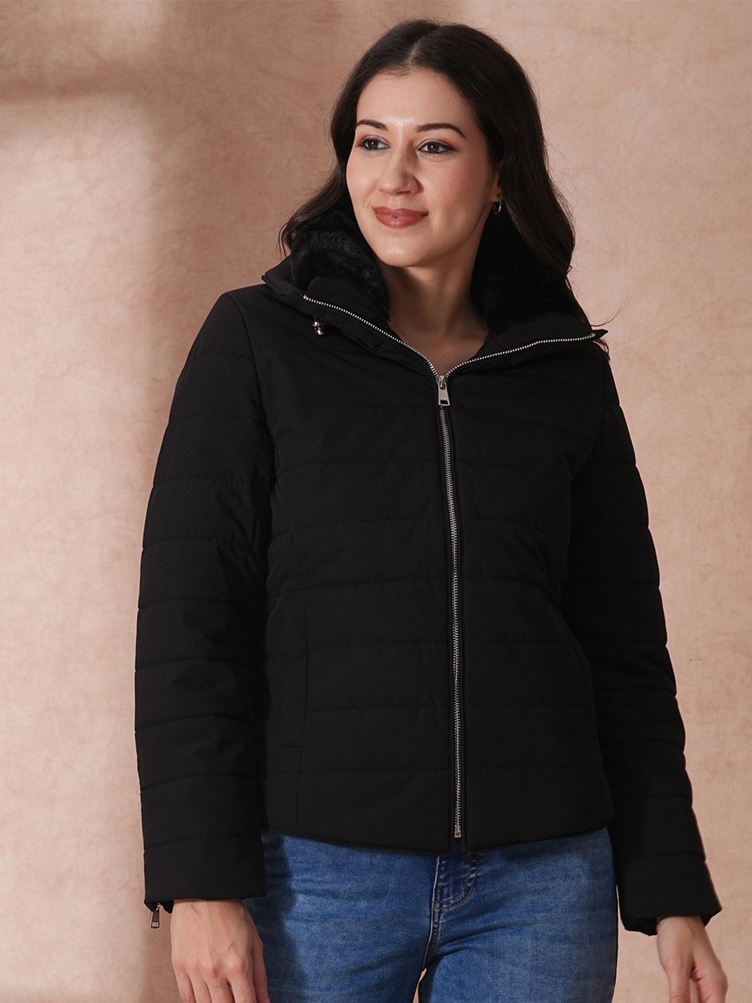 

Globus Women Hooded Solid Casual Puffer Jacket, Black