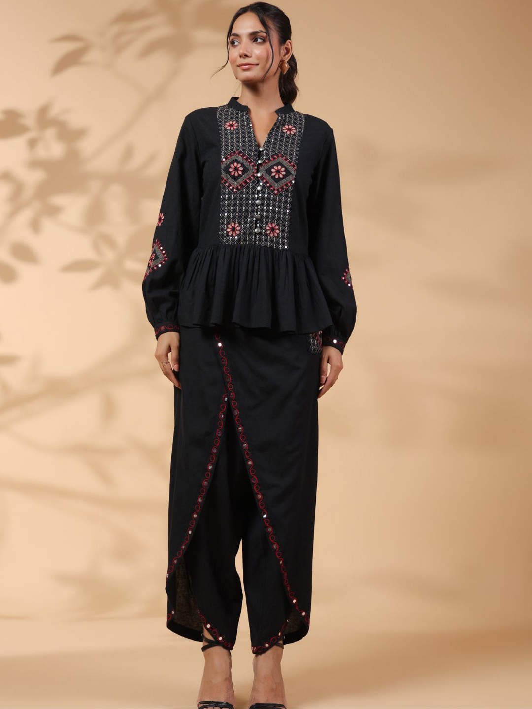 

Zolo Label Embroidered Sequinned Top & Dhoti Style Trouser, Black