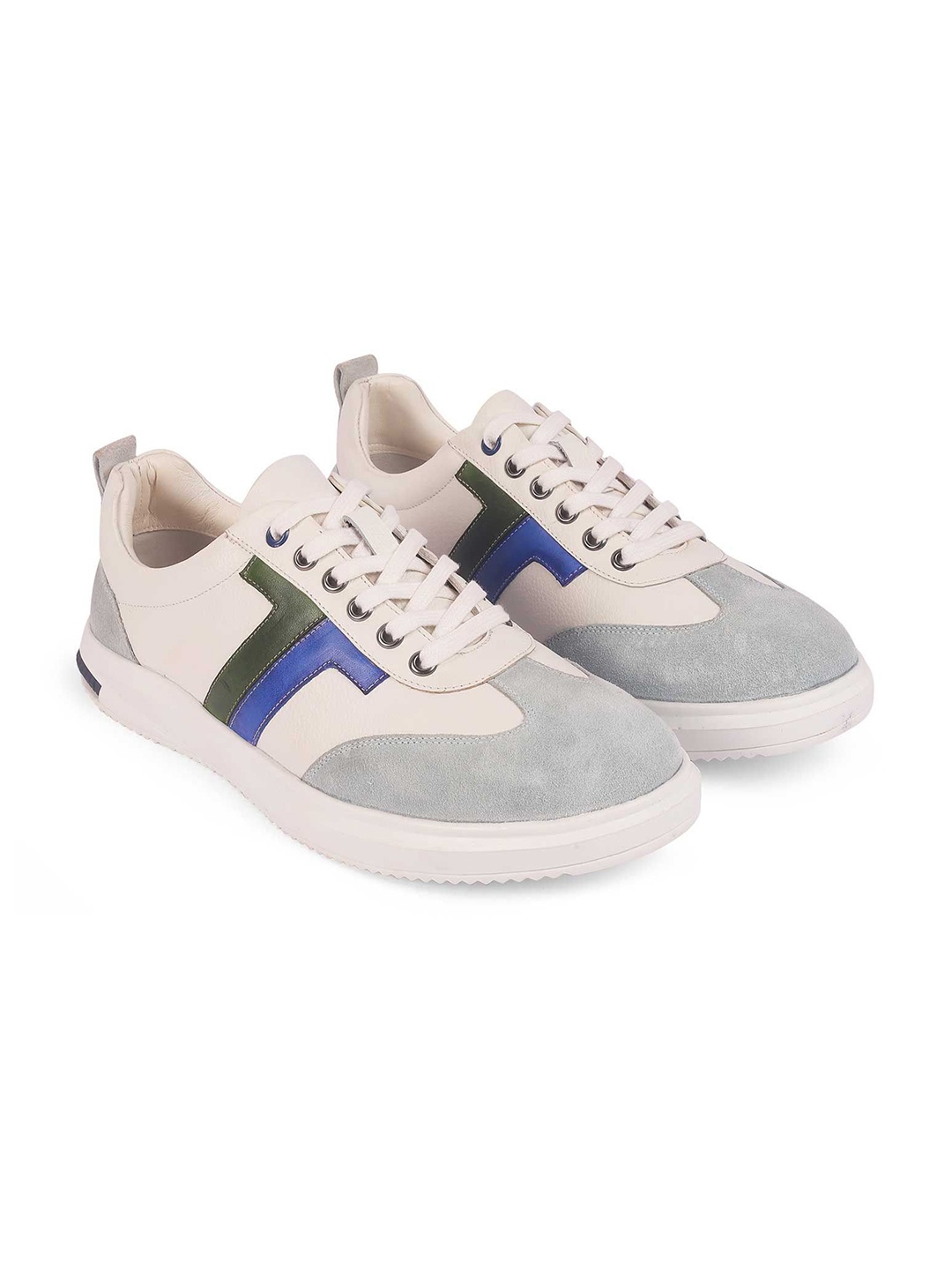 

Tresmode Unisex Woven Design Leather Lace-Ups Sneakers, White