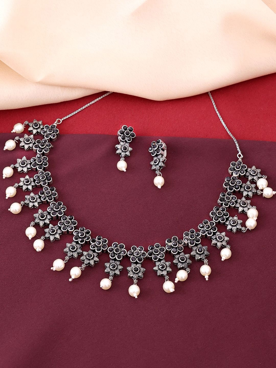 

Anouk White Silver-Plated Stone-Studded & Pearls Beaded Jewellery Set