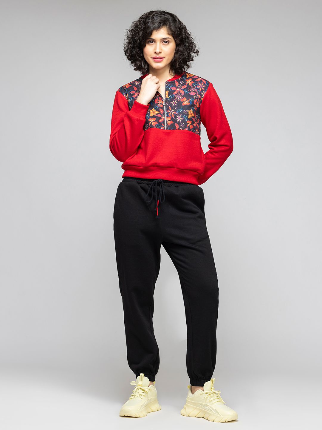 

SHAYE Fleece Knit Mandarin Collar Sweatshirt With Joggers, Red