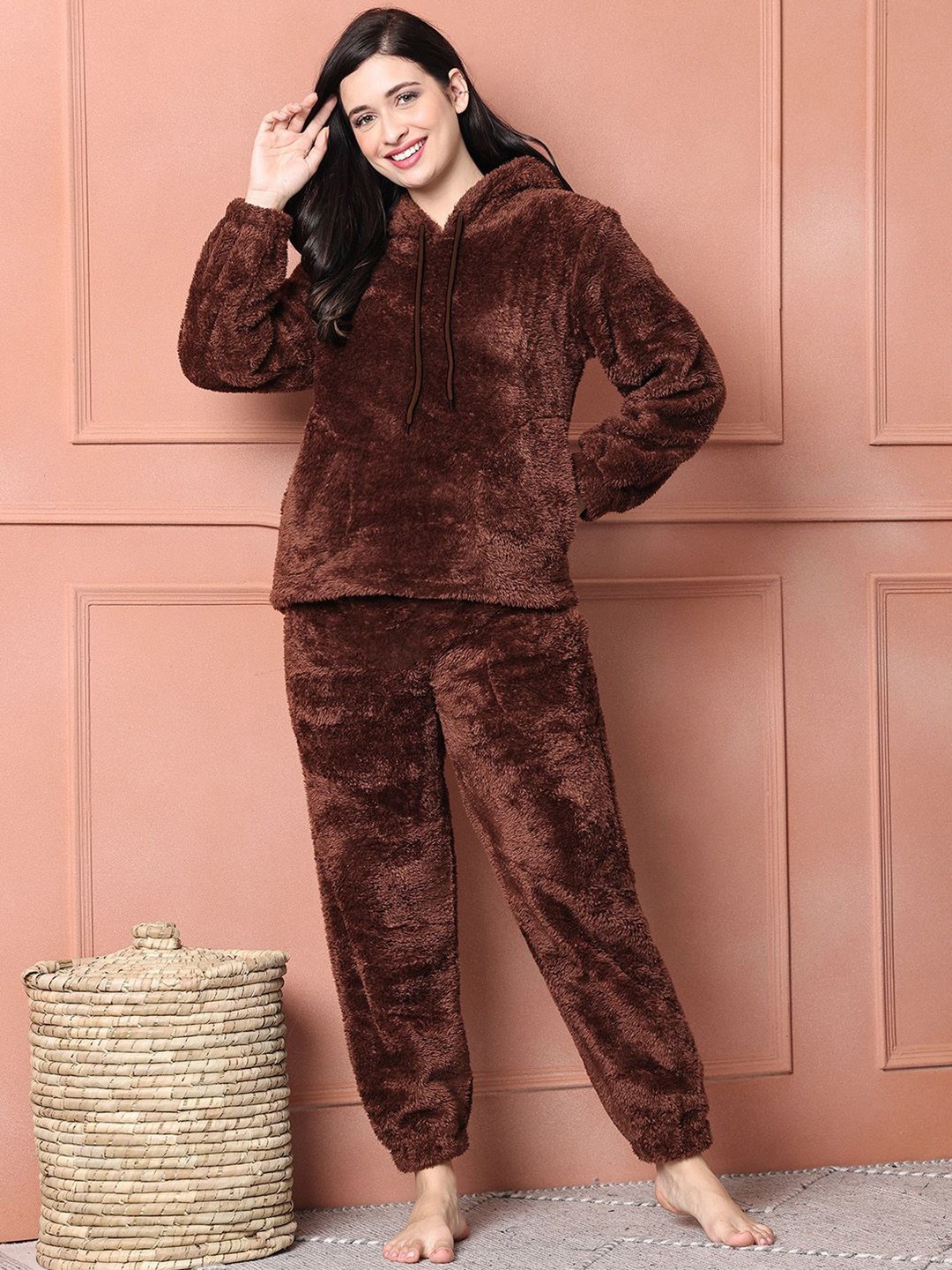 

Secret Wish Women Solid Faux Fur Hooded Woolen Night suit, Brown
