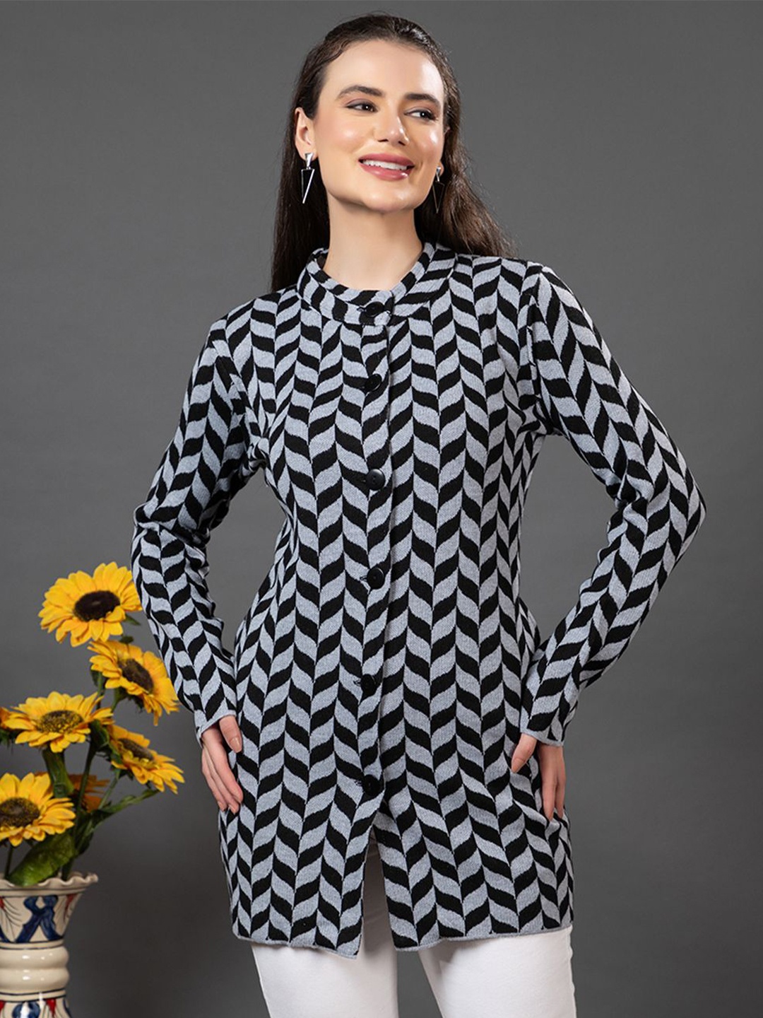 

Anouk Women Ethnic Motifs Printed Cardigan, Grey