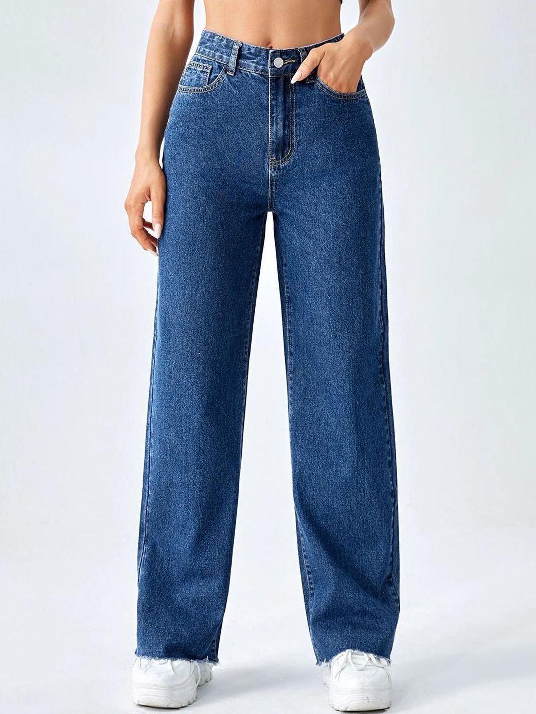 

Stylecast X Kotty Women Straight Fit High-Rise Jeans, Blue