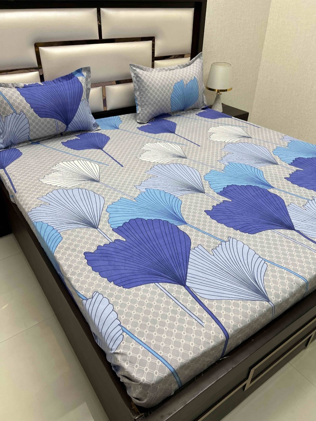 

Pure Decor Blue & Grey Floral Microfiber 300 TC King Bedsheet Set 2.74 m x 2.74 m