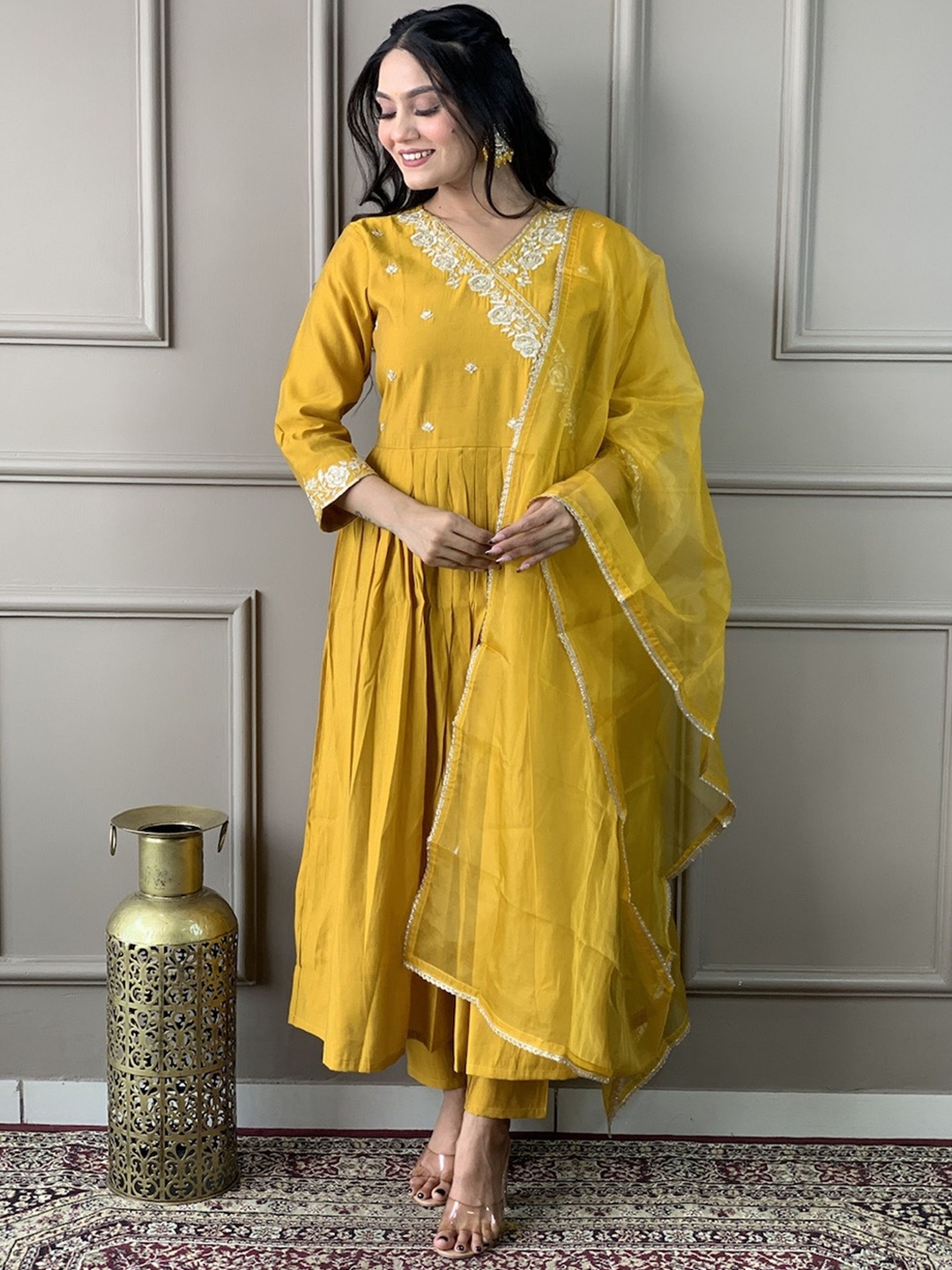 

BLACK SCISSOR Embroidered Regular Chanderi Silk Anarkali Kurta with Trousers & Dupatta, Mustard