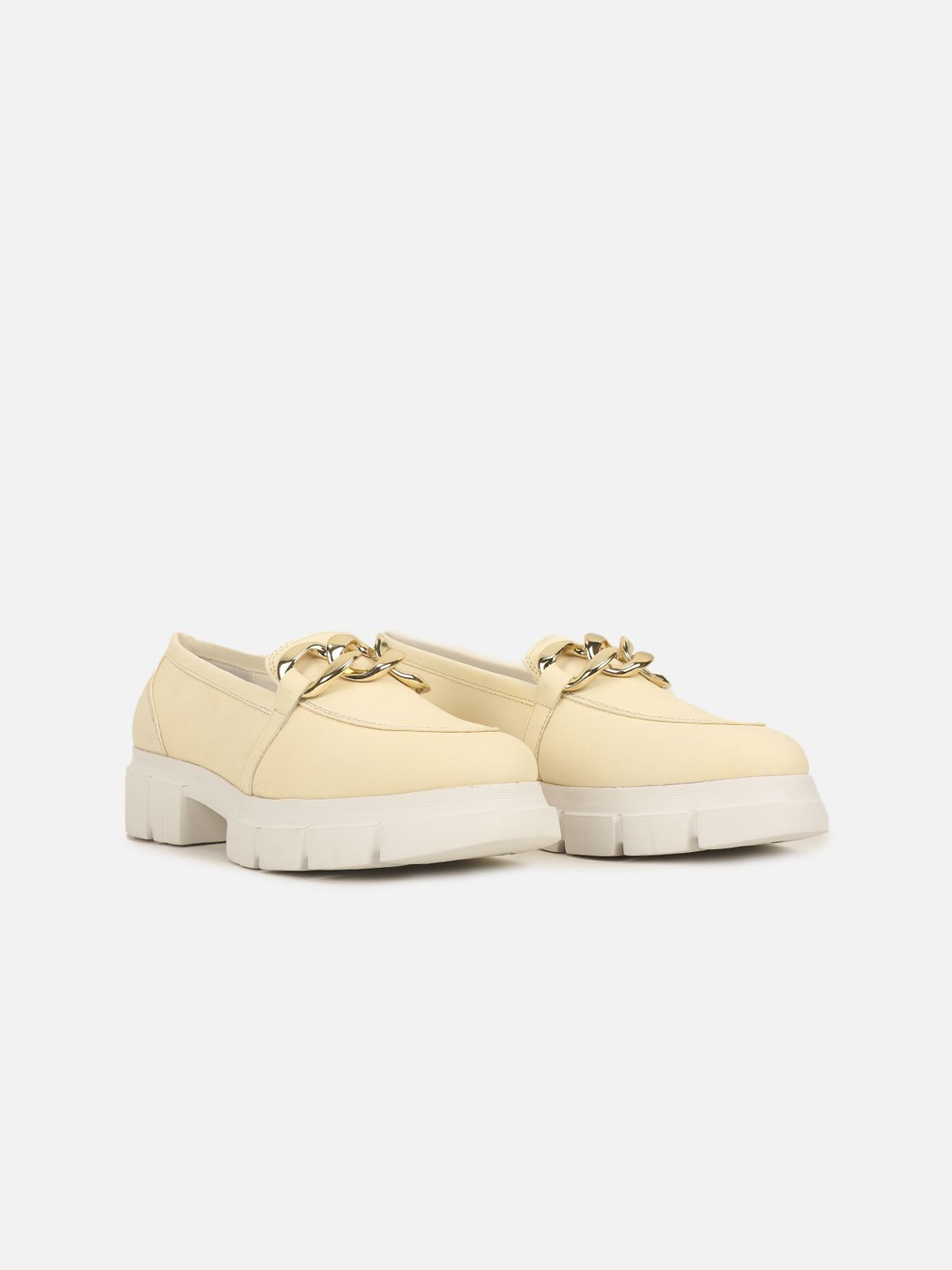 

Carlton London Women Slip-On Loafers, Off white