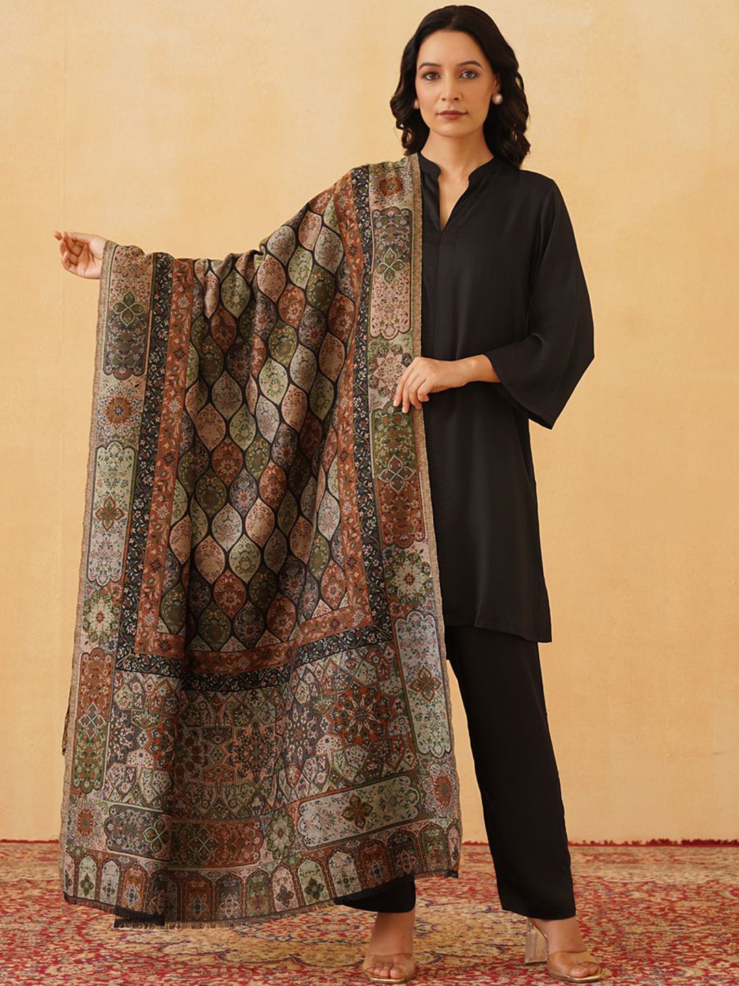 

INCHING INDIA Ethnic Motifs Woven Design Shawl, Black