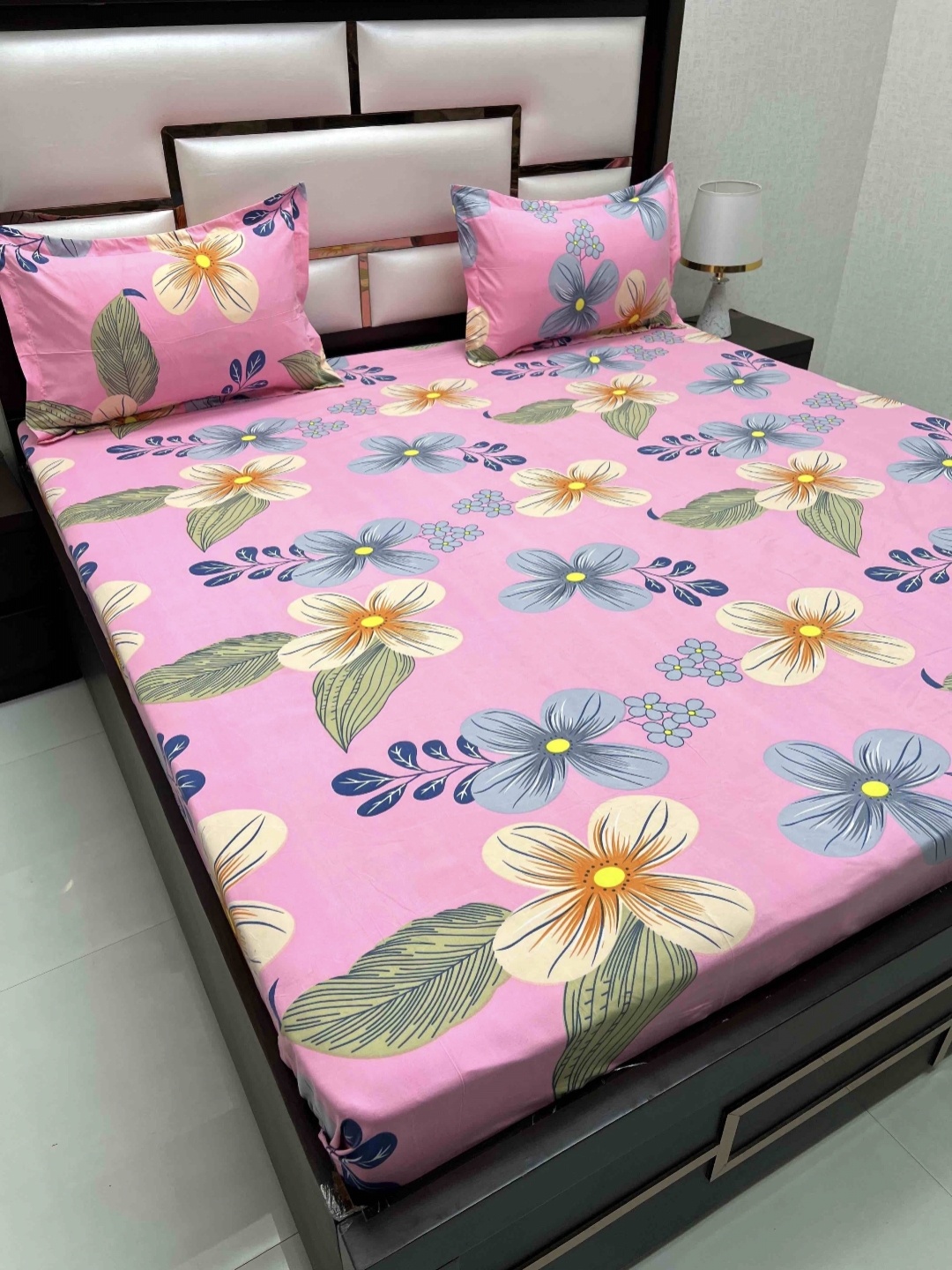 

Pure Decor King Size Double Bed Bedsheet With 2 Pillow Covers 2.74m X 2.74m, Pink