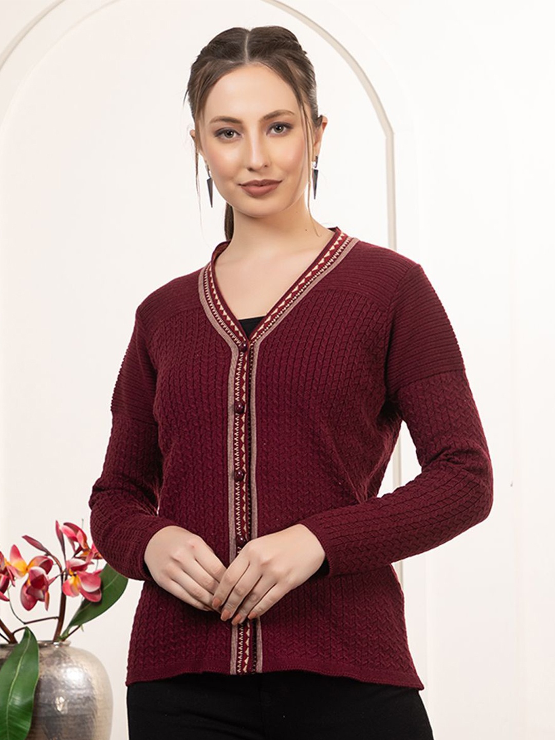 

Anouk Women Cable Knit Cardigan, Maroon