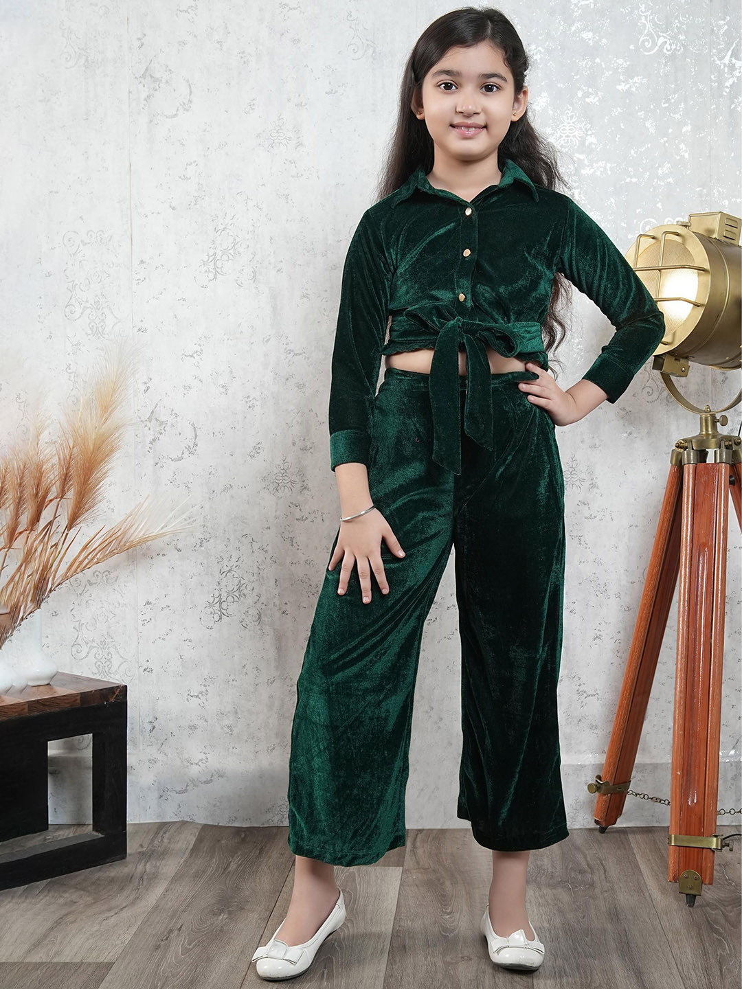 

RANJ Girls Velvet Knotted Shirt With Palazzos, Green