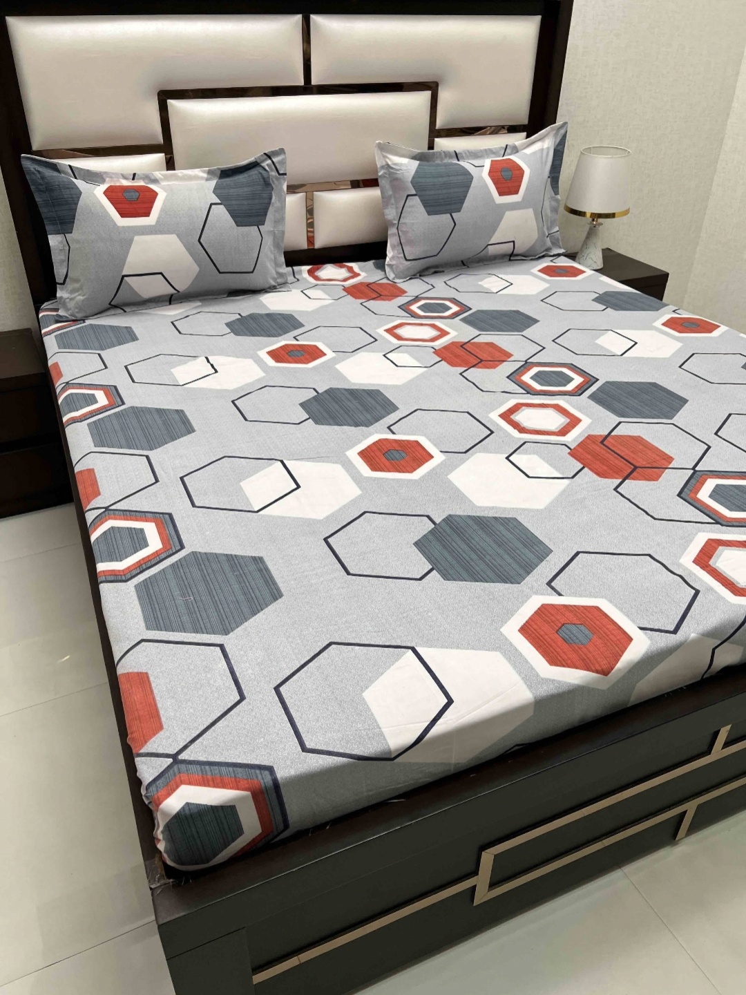 

Pure Decor King Size Double Bed Bedsheet With 2 Pillow Covers 2.74m X 2.74m, Grey