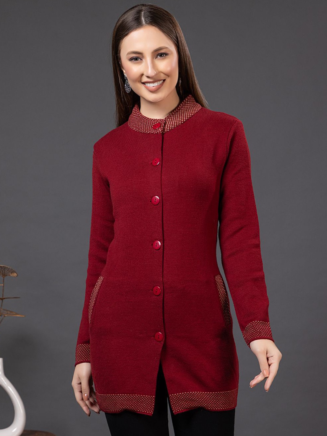 

Anouk Women Cardigan, Maroon