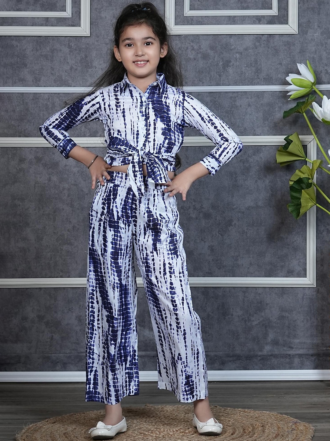 

RANJ Girls Tie & Dye Knotted Shirt with Comfortable Trousers, Navy blue