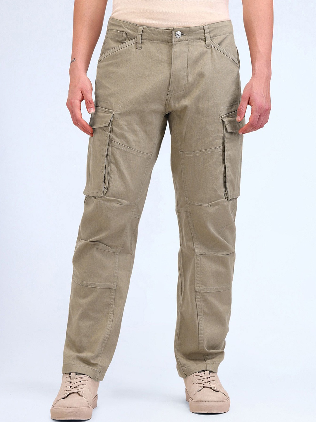 

Flying Machine Men Regular Fit Cargos Trousers, Green