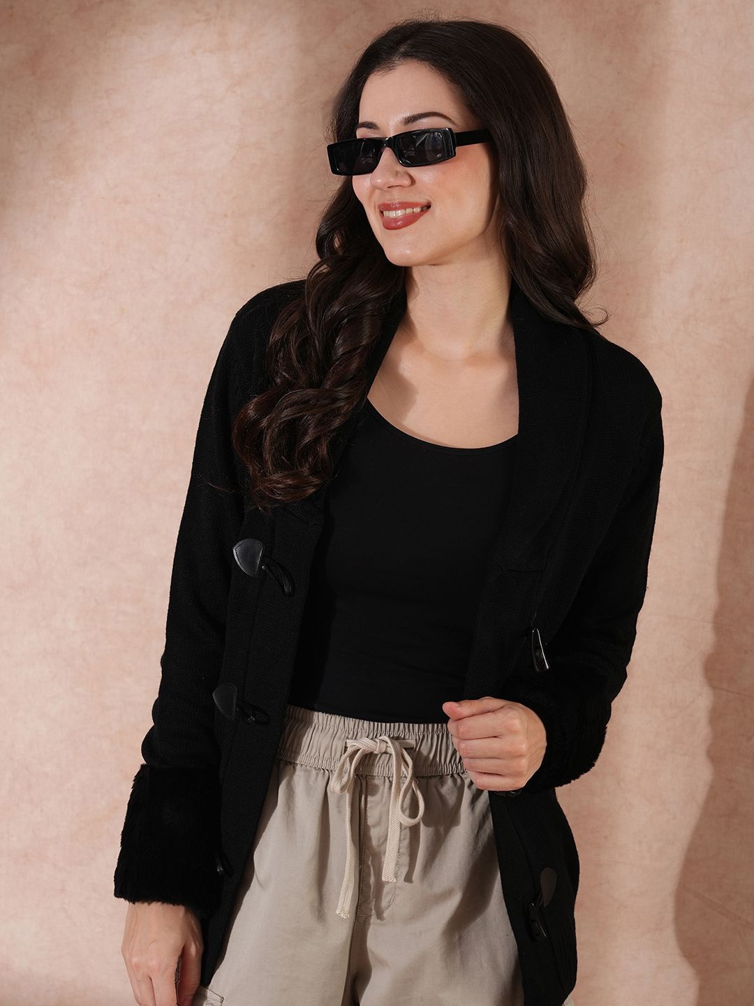 

Globus Women Faux Fur Front Opening Cardigan Sweater, Black