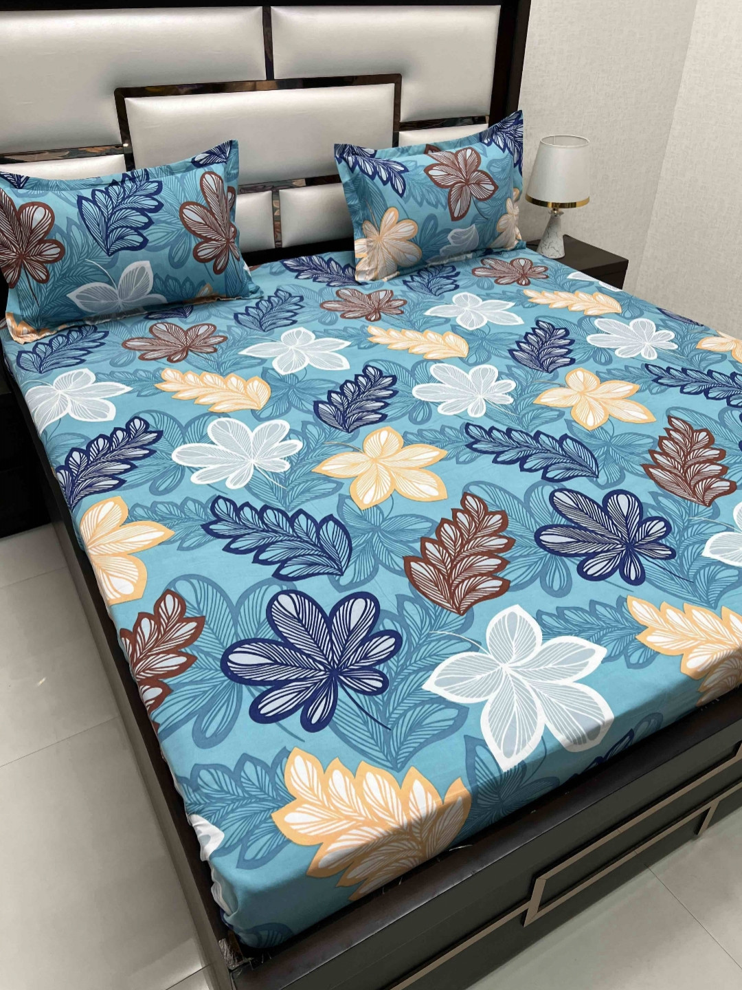 

Pure Decor Leisure Fur Blue Printed Microfiber 200 TC King Bedsheet Set 2.72 x 2.72 m