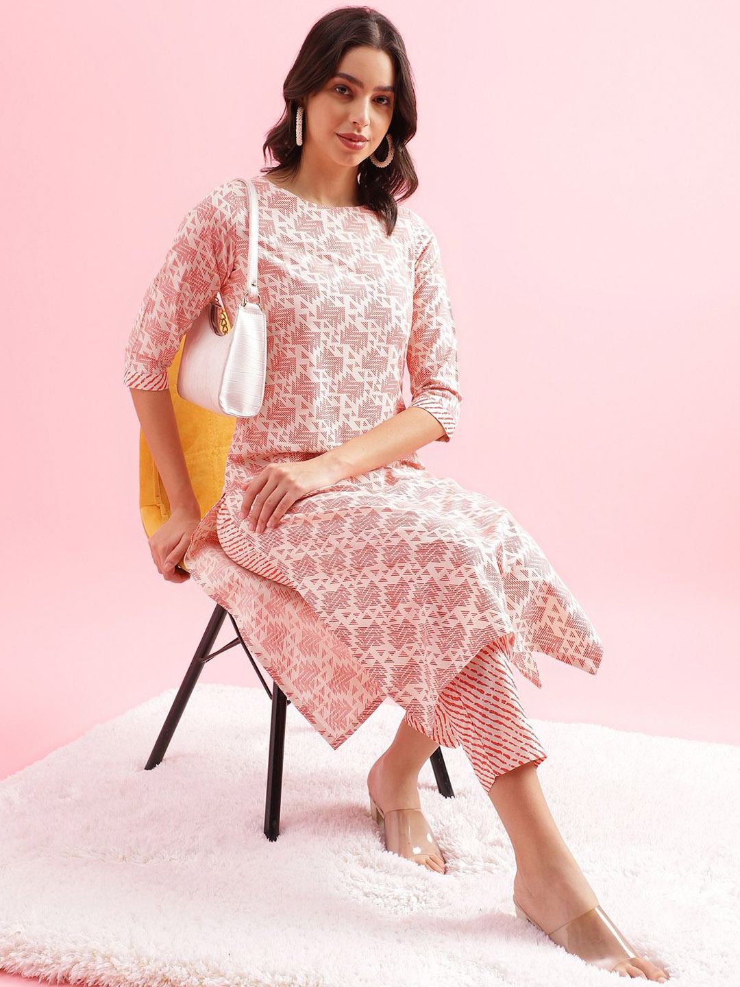 

HRITIKA Geometric Printed Kurta with Trouser, Red