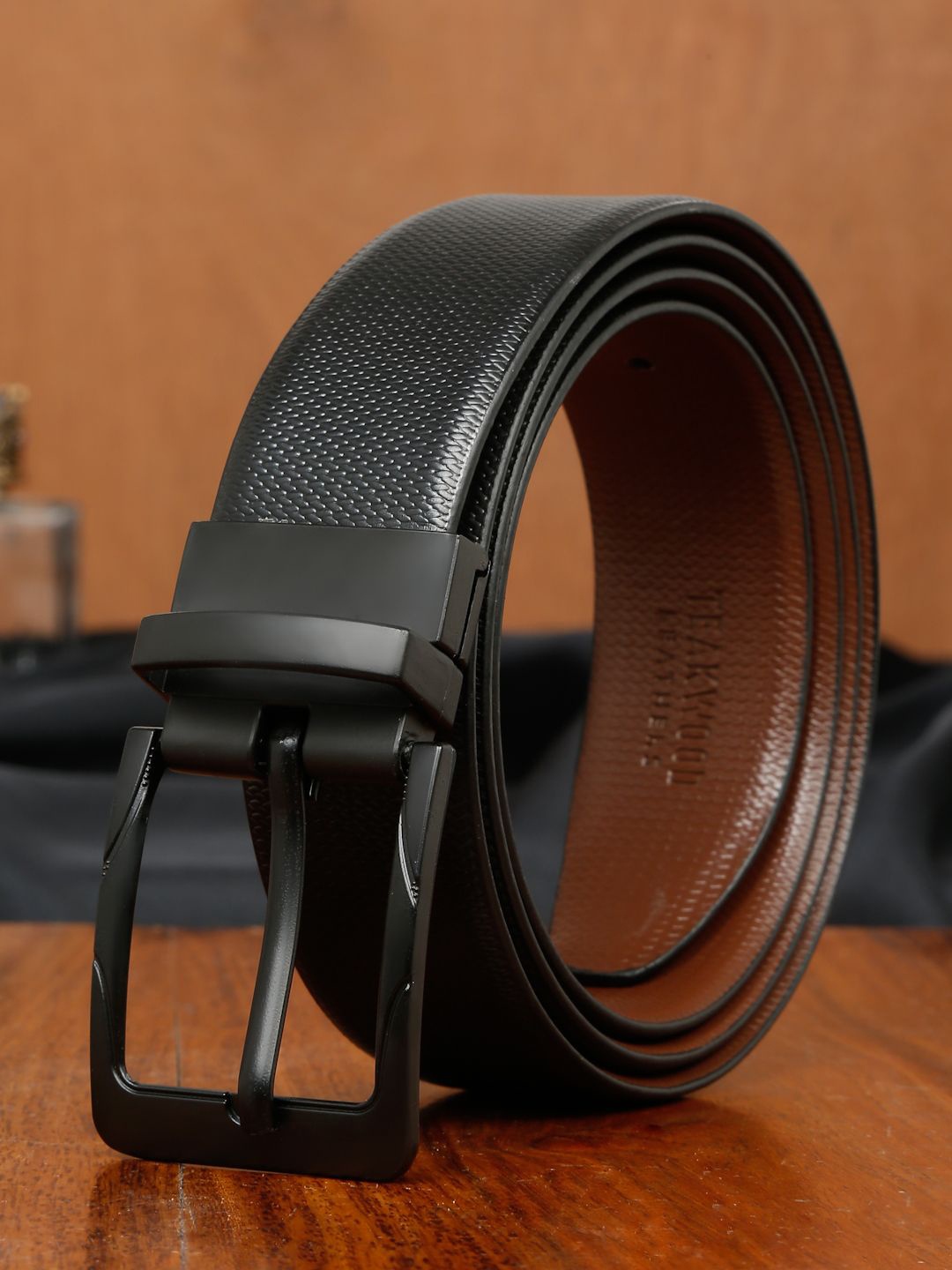 

Teakwood Leathers Men Textured Leather Formal Belt, Black
