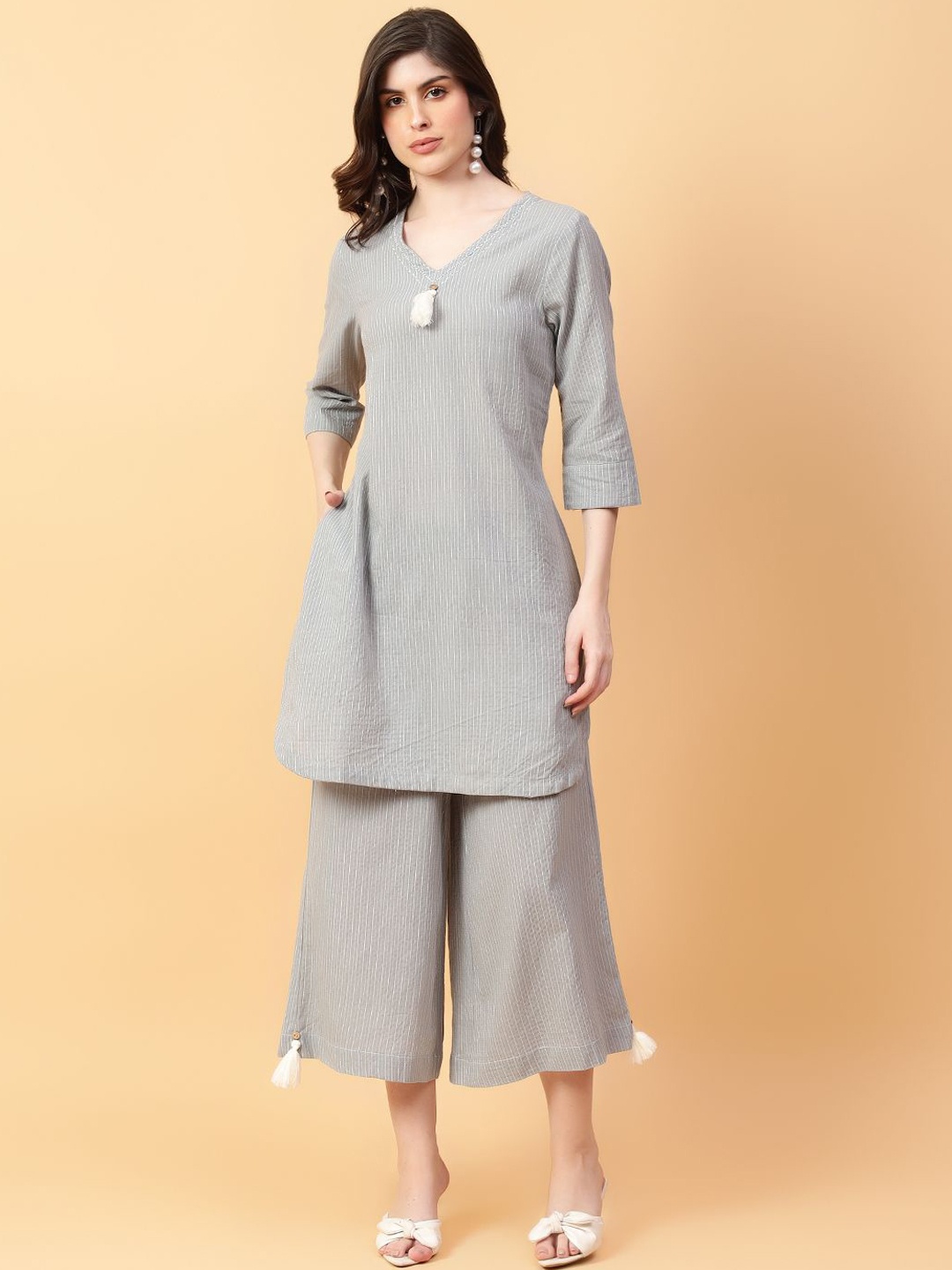 

aayusika Striped Cotton Tunic With Capris, Grey