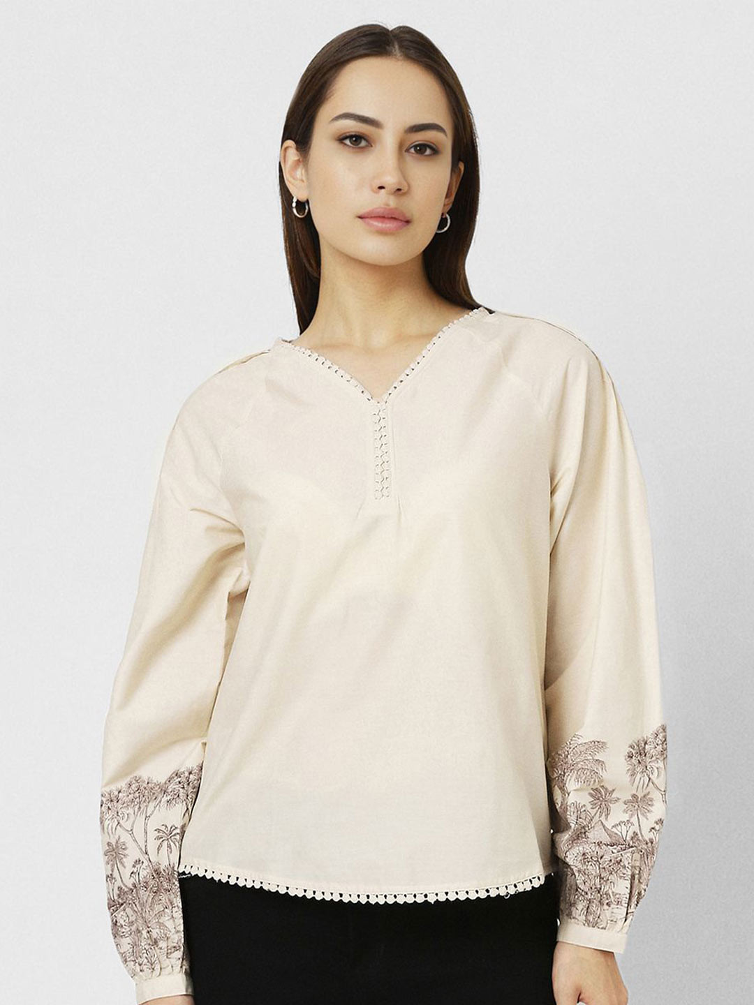 

Van Heusen Woman Cotton V-Neck Printed Cotton Top, Cream