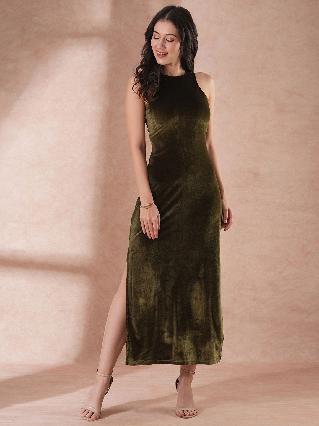 

Globus Women Round Neck Sleeveless Maxi Dress, Green