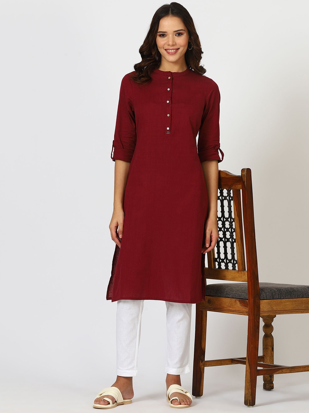 

W Mandarin Collar Roll-Up Sleeves Straight Kurta, Maroon