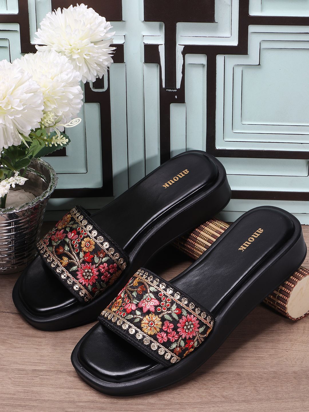 

Anouk Women Woven Design Flatform Heels Sandals, Black
