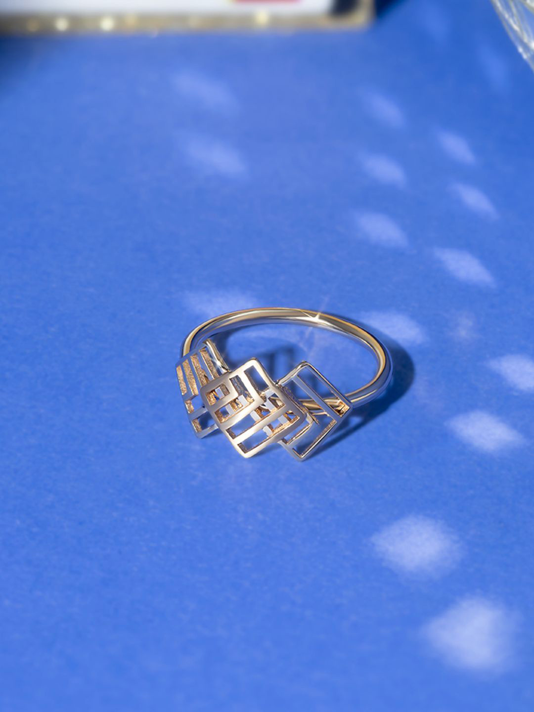 

Mia by Tanishq Women 18KT Finger Ring Gold