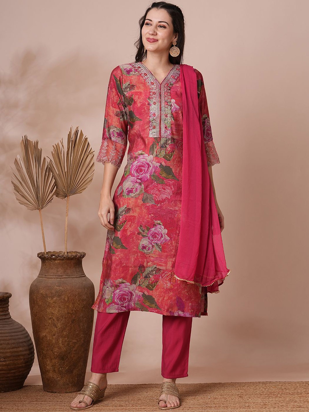 

FASHOR Floral Printed Mirror Work Straight Kurta with Trouser & Dupatta, Pink