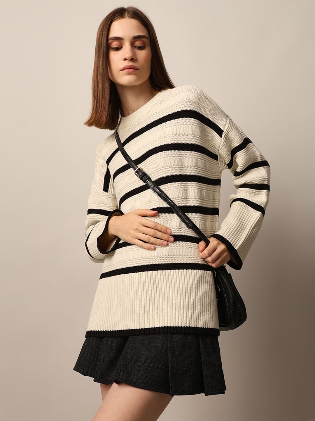 

ONLY Women Round Neck Long Sleeves Striped Longline Pullover, White