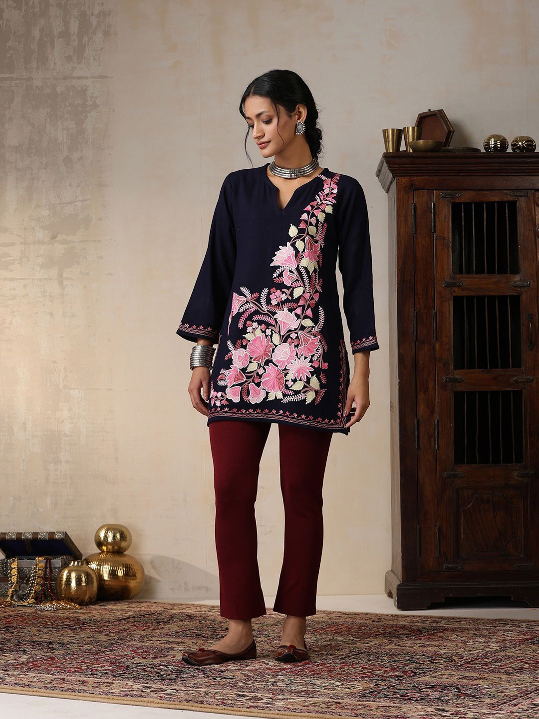 

House of Chikankari Floral Embroidered Round Neck Thread Work Straight Woollen Kurti, Navy blue