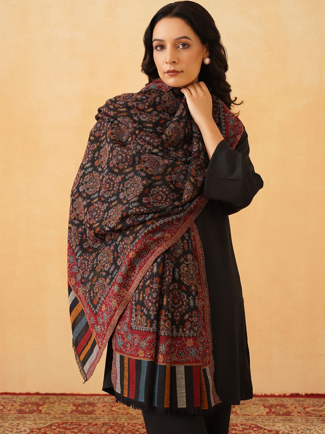 

INCHING INDIA Ethnic Motifs Printed Woollen Shawl, Black