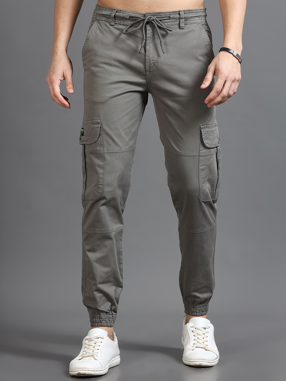 

CARBONN CLOTH Men Cargos Trousers, Olive