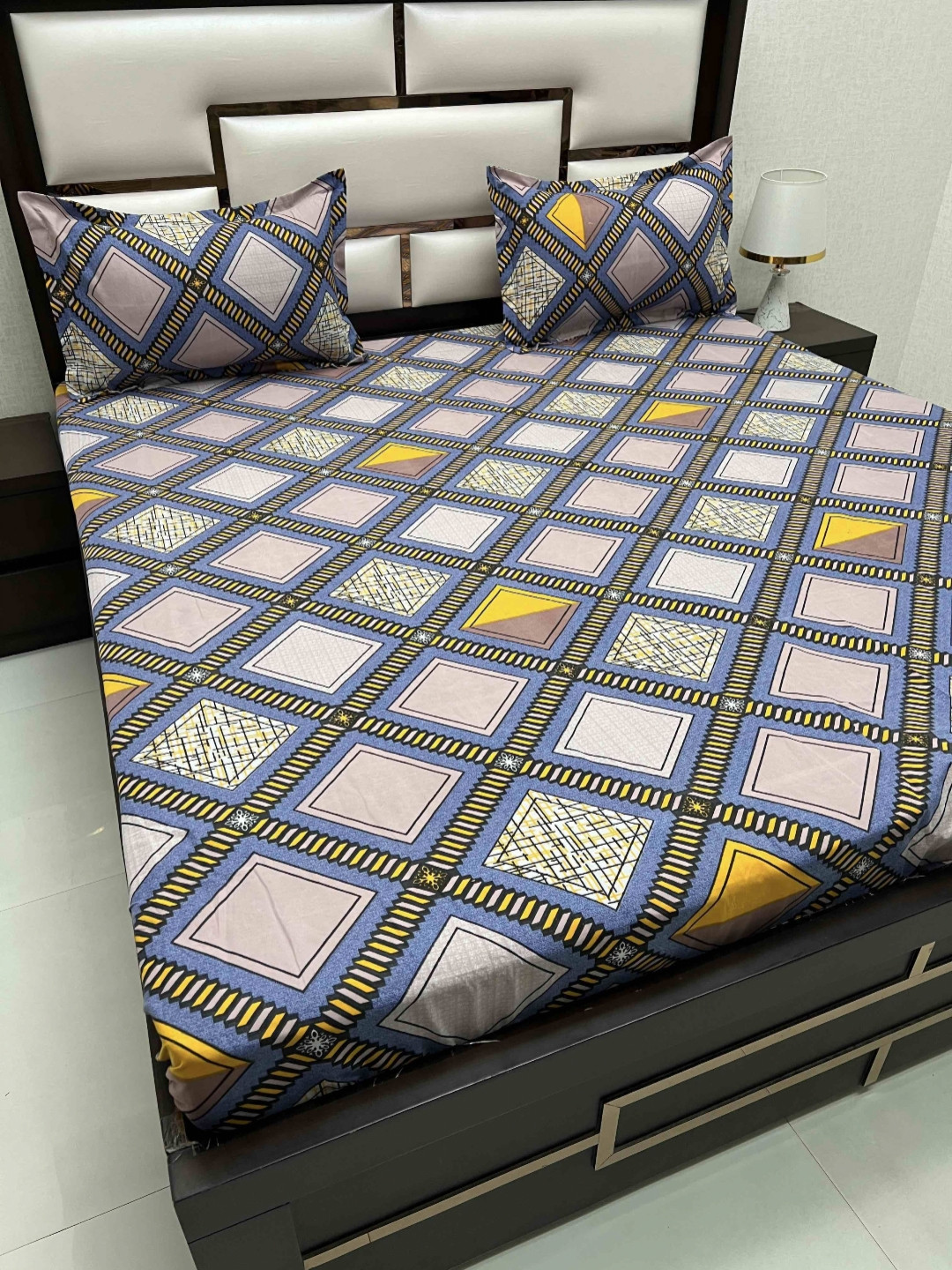

Pure Decor King Size Double Bed Bedsheet With 2 Pillow Covers 2.74m X 2.74m, Purple
