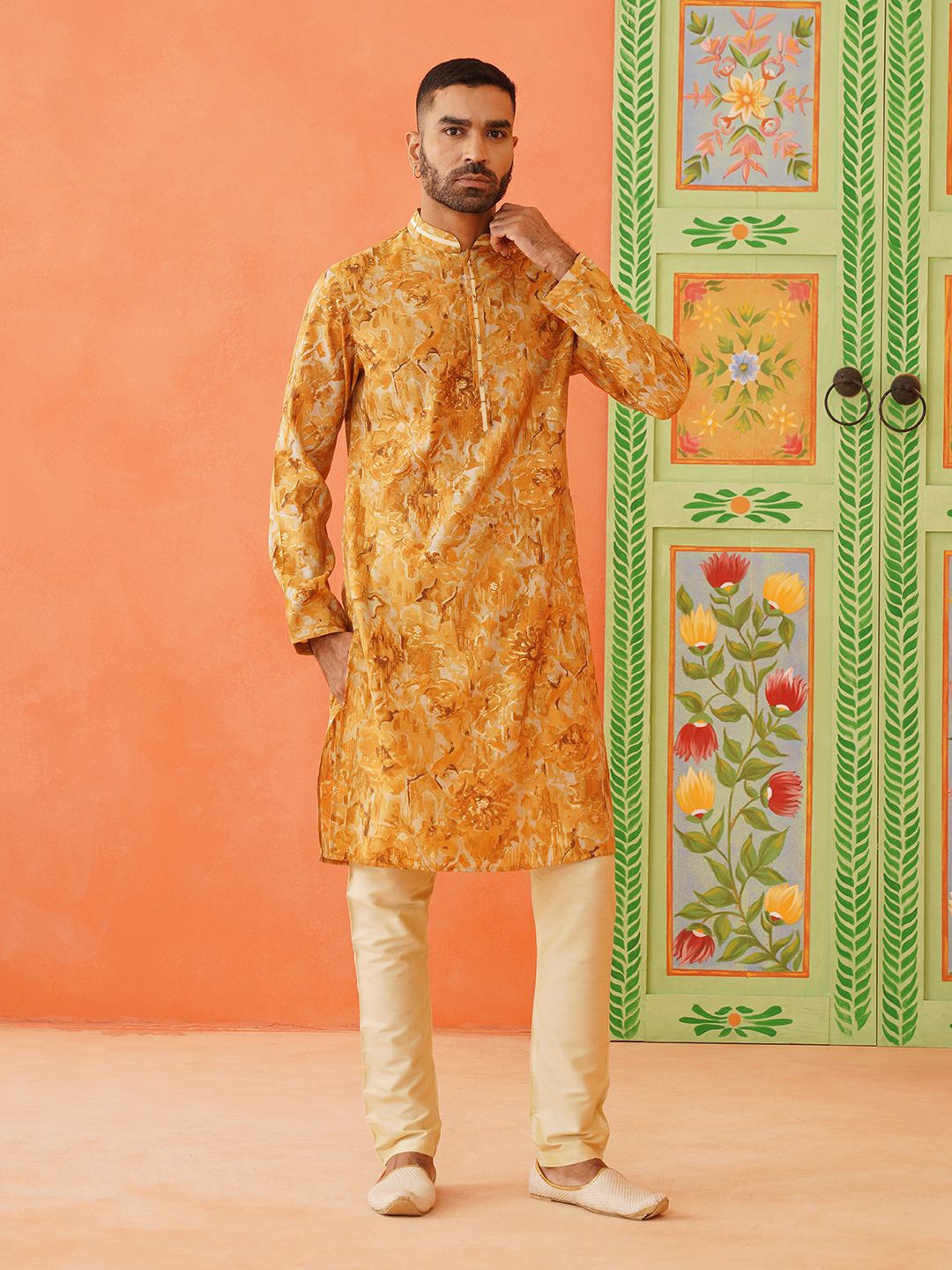 

TheEthnic.Co Floral Printed Pure Cotton Kurta with Trouser, Yellow