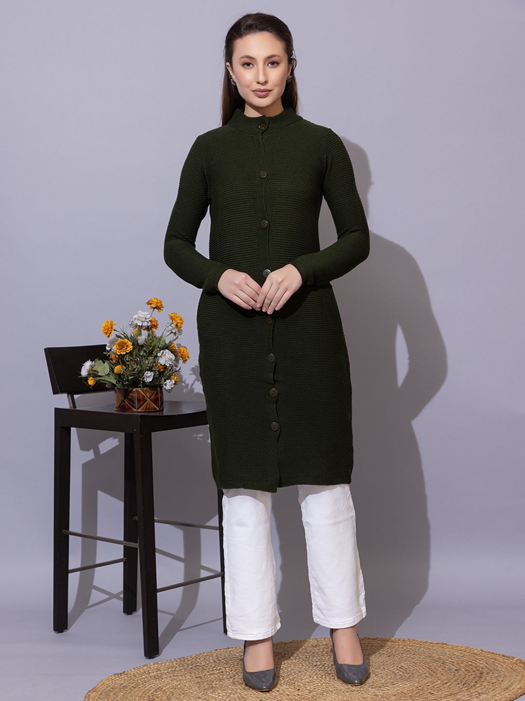 

Anouk Women Round Neck Cardigan, Olive