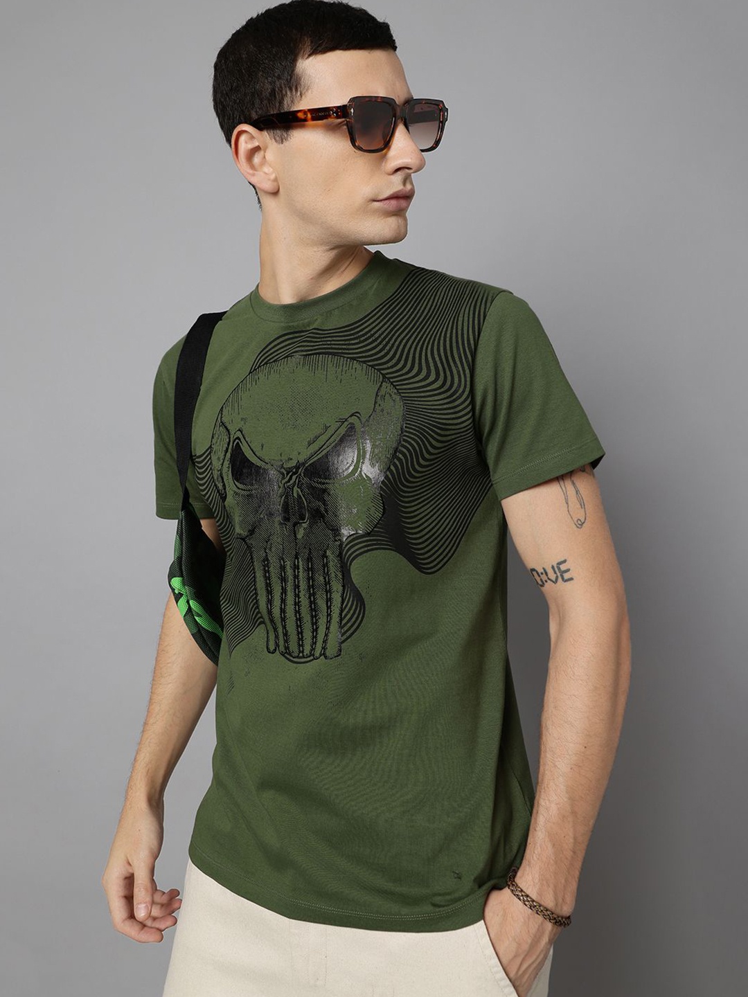 

Free Authority Men Punisher Printed Cotton T-shirt, Olive