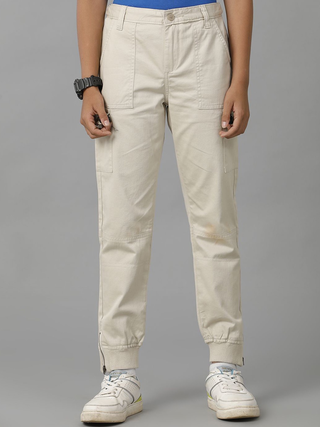 

UNDER FOURTEEN ONLY Boys Mid-Rise Regular Fit Cotton Trousers, Off white