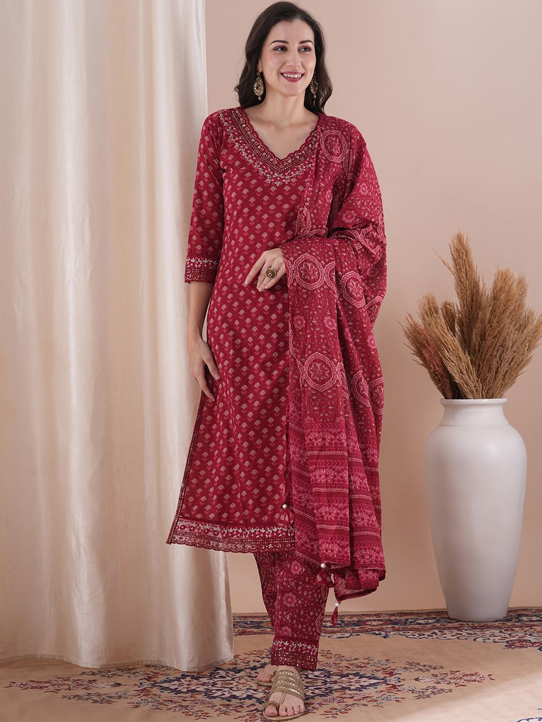 

FASHOR Floral Printed Pure Cotton Kurta with Trouser & Dupatta, Maroon