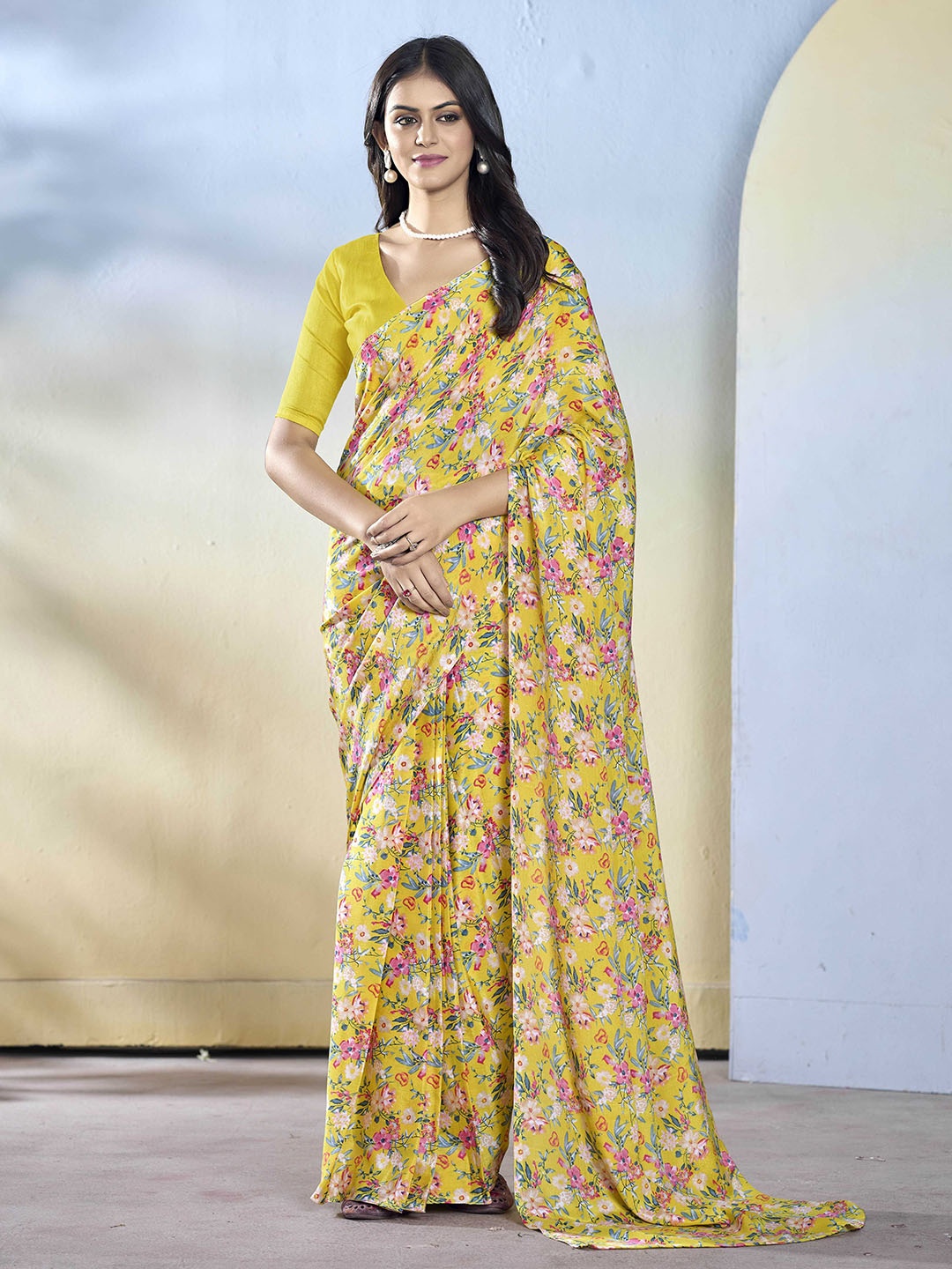

House of Pataudi Printed Ready To Wear Saree With Unstitched Blouse, Yellow