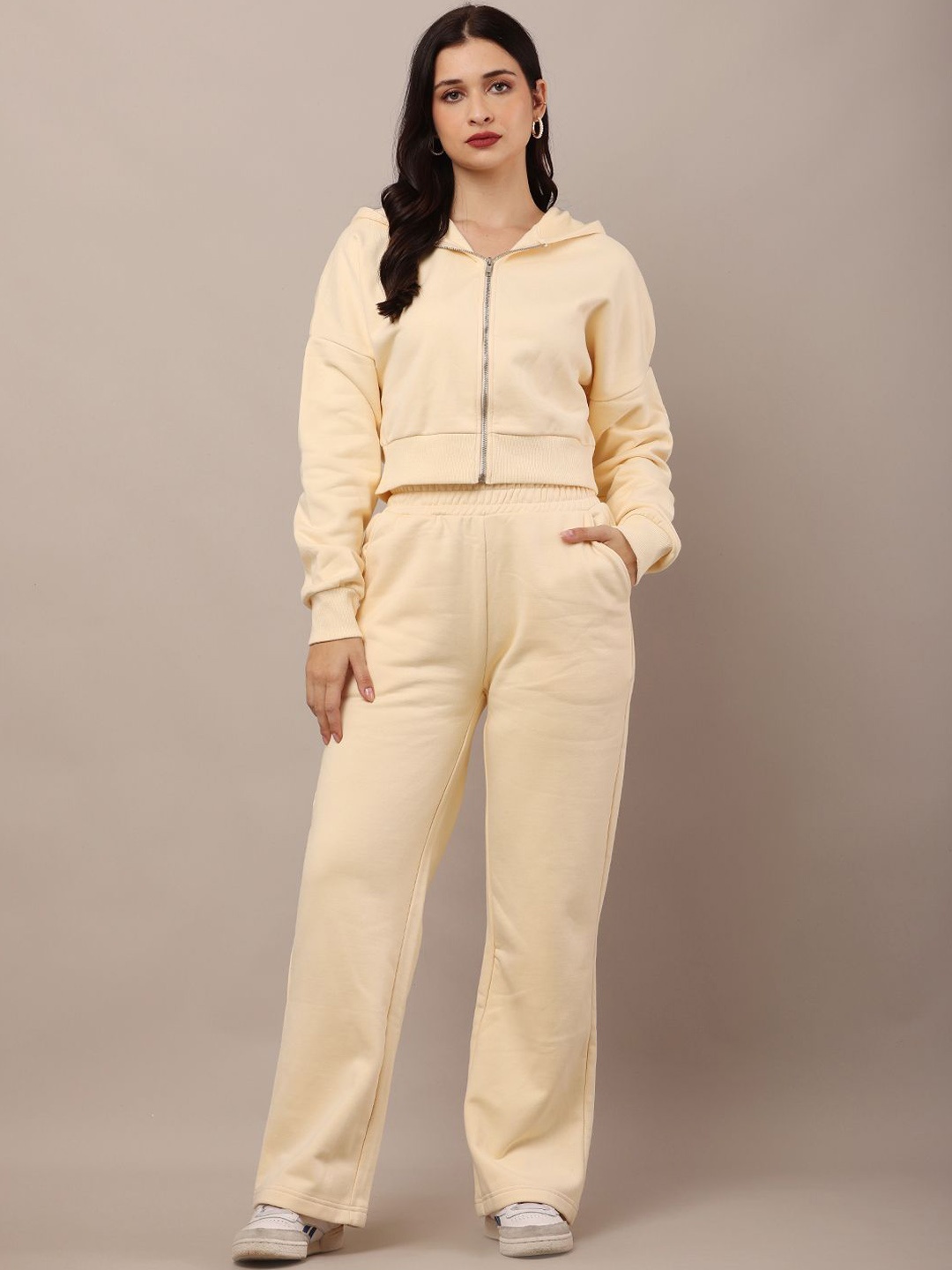 

NoBarr Hooded Long Sleeves Sweatshirt With Trouser, Cream