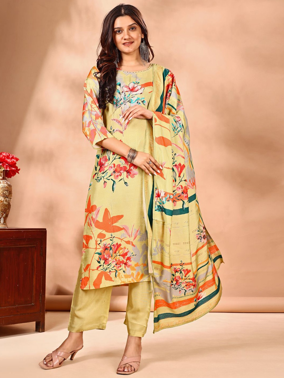 

JIVORA Floral Printed Beads And Stones Straight Kurta With Trousers & Dupatta, Yellow