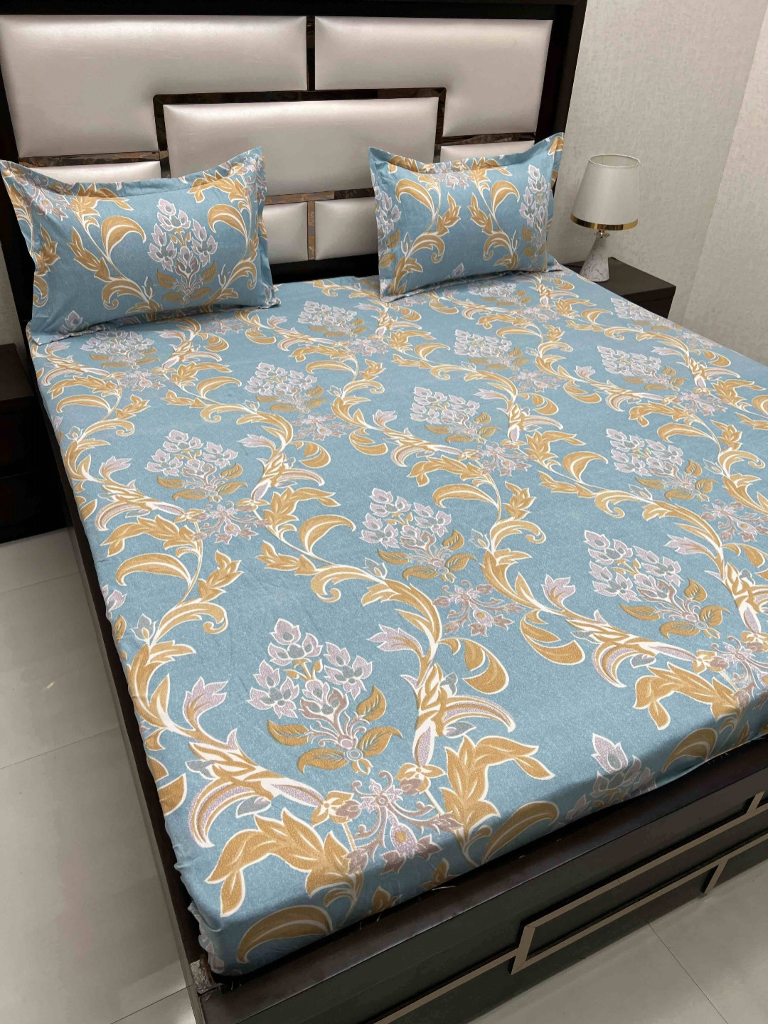 

Pure Decor Leisure Fur Blue Printed Microfiber 350 TC King Bedsheet Set 2.75 x 2.73 m