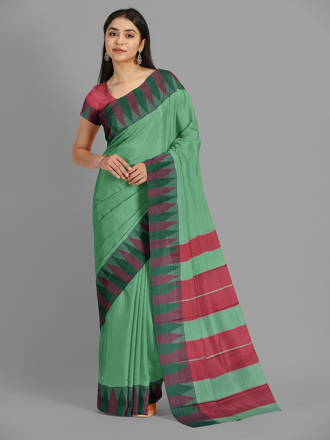 

The Chennai Silks Women Printed Saree With Blouse Piece, Green
