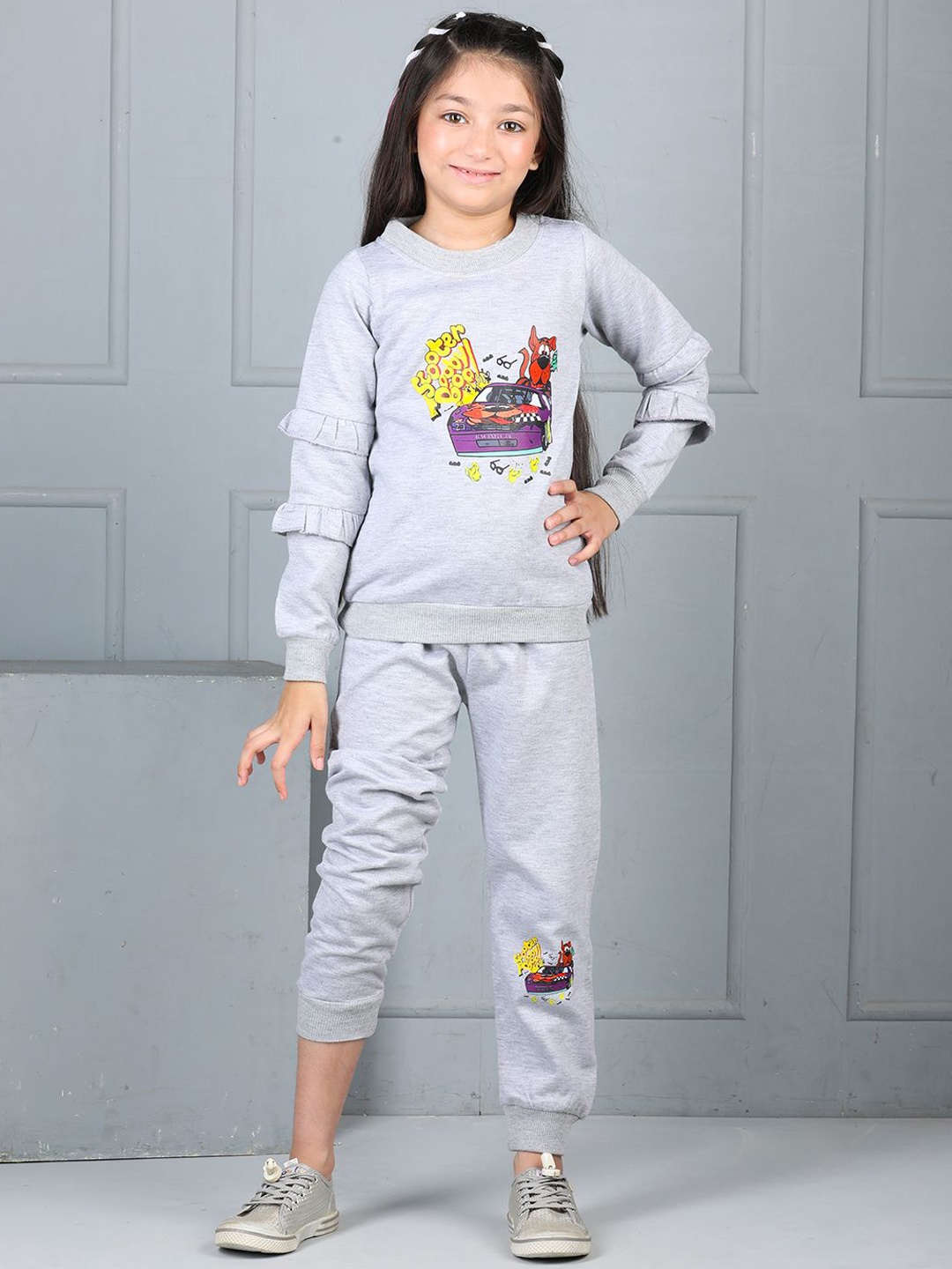 

Cutiekins Girls Pure Cotton Printed Sweatshirt & Joggers Clothing Set, Grey
