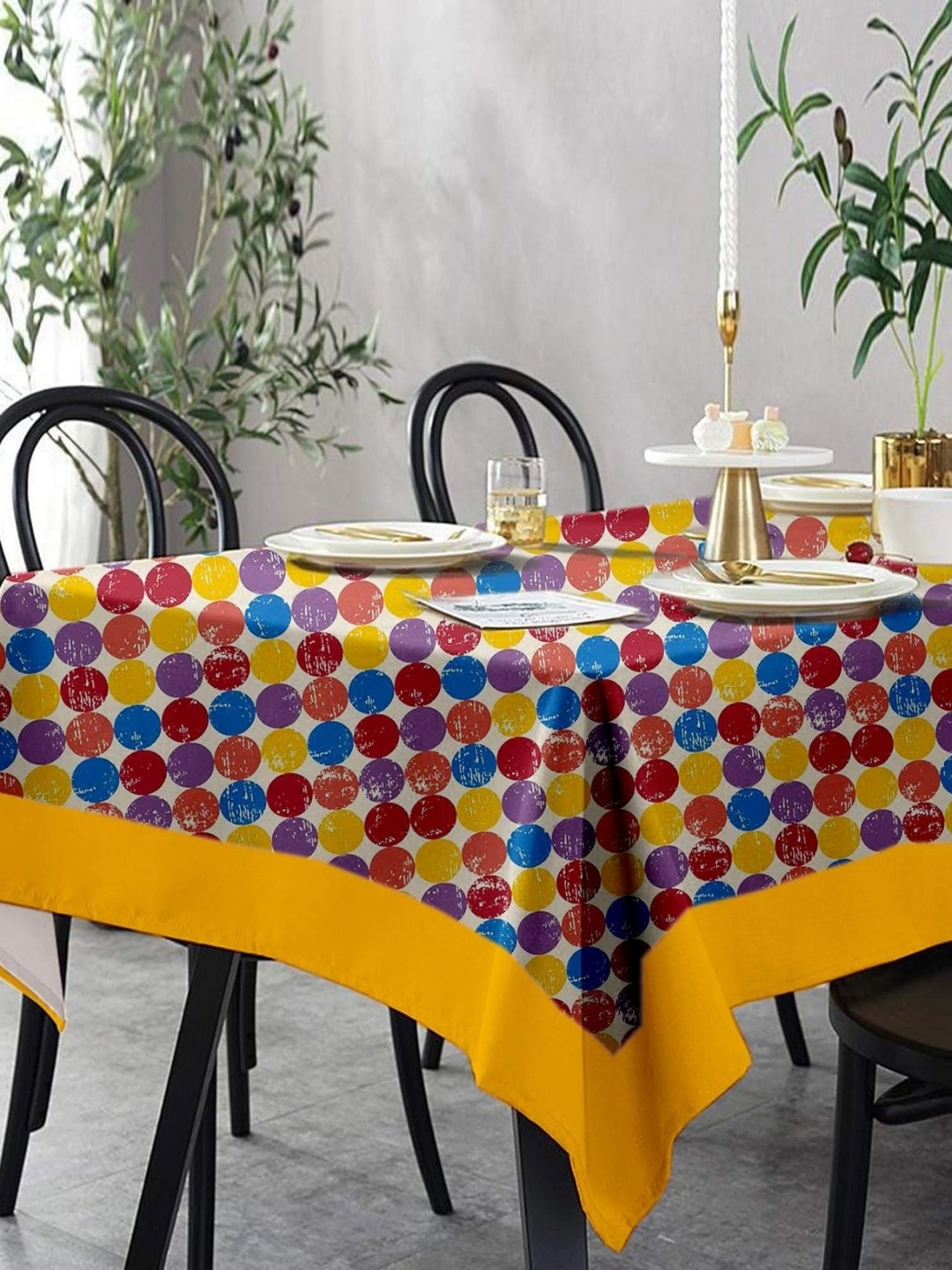 

Lushomes White Geometric Printed Pure Cotton Table Cover